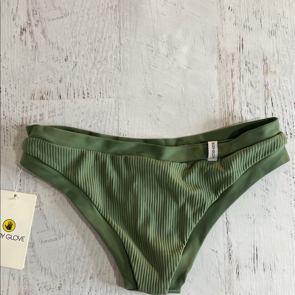 Women’s Body Glove Green Bikini Bottom, nwt